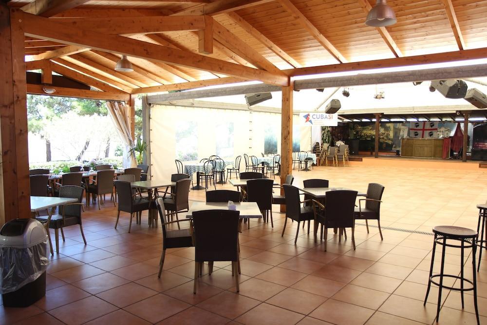 Marina Manna Hotel And Club Village Valledoria  Extérieur photo