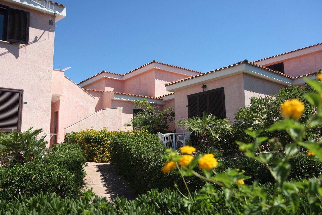 Marina Manna Hotel And Club Village Valledoria  Extérieur photo