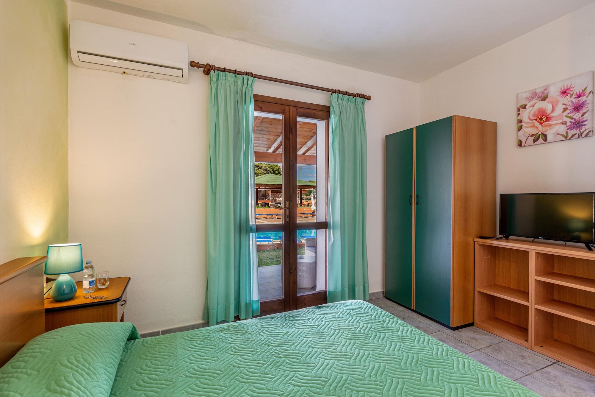 Marina Manna Hotel And Club Village Valledoria  Extérieur photo