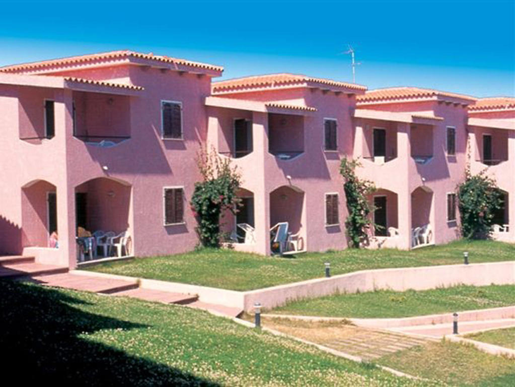 Marina Manna Hotel And Club Village Valledoria  Extérieur photo